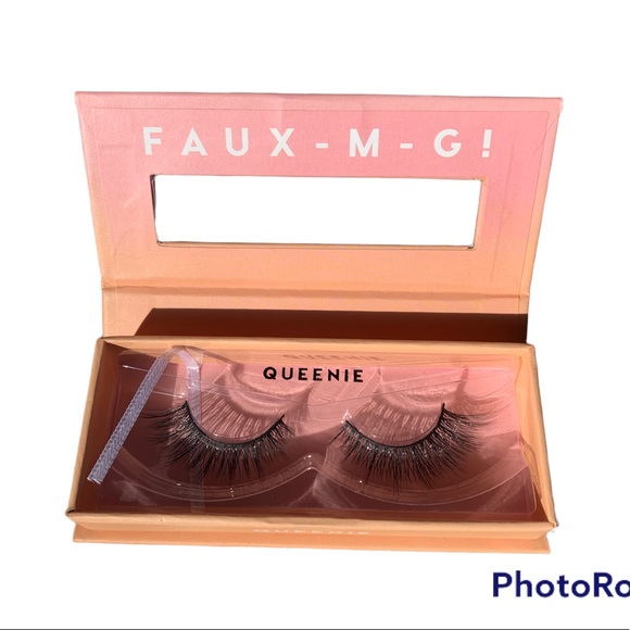 QUEENIE lashes Colourpop - Picture 2 of 3